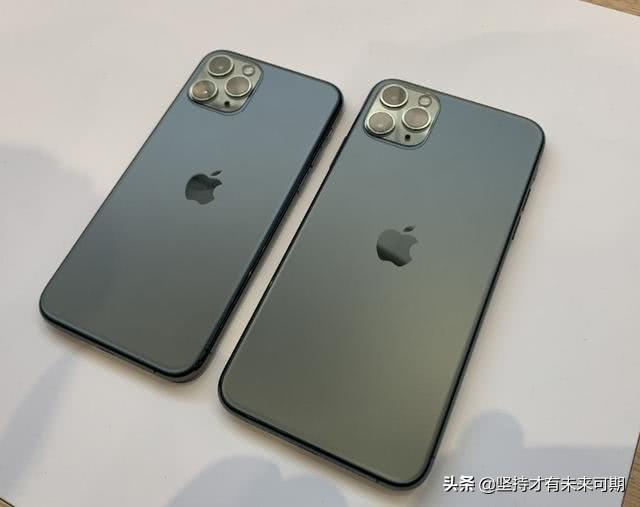 苹果公司CEO库克彻底妥协，降价1200元，还等什么iPhone12!