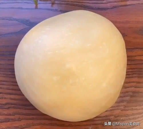 3个鸡蛋1碗面粉,不用烤箱也能做面包,比买的还暄软,孩子最爱吃