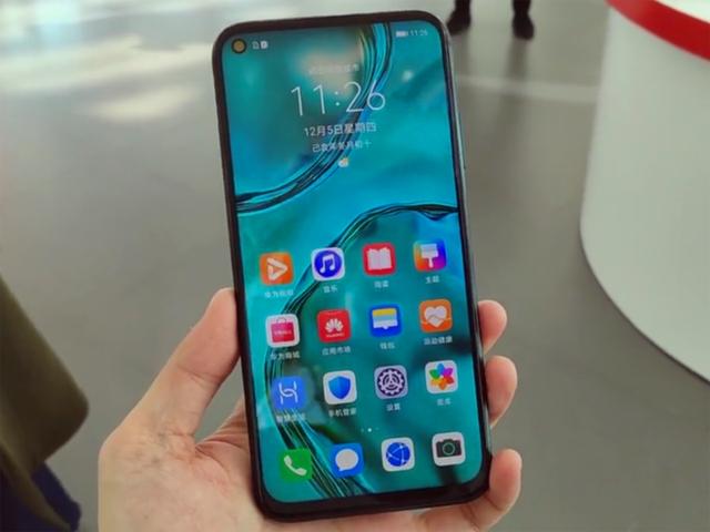 从2199降至1599,华为8+128GB中端机,4个月跳水成高性价比千元机