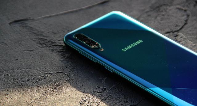手机别瞎买,三星值得入手的千元机,128GB+4800万三摄+4000毫安
