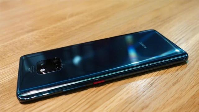 从3999跌至1860,麒麟980+22.5W快充,网友:不值了