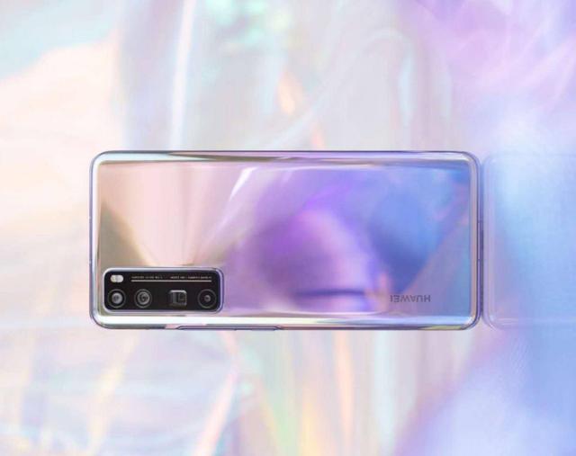 前后六摄,麒麟985+40W+8GB运存,变焦四摄