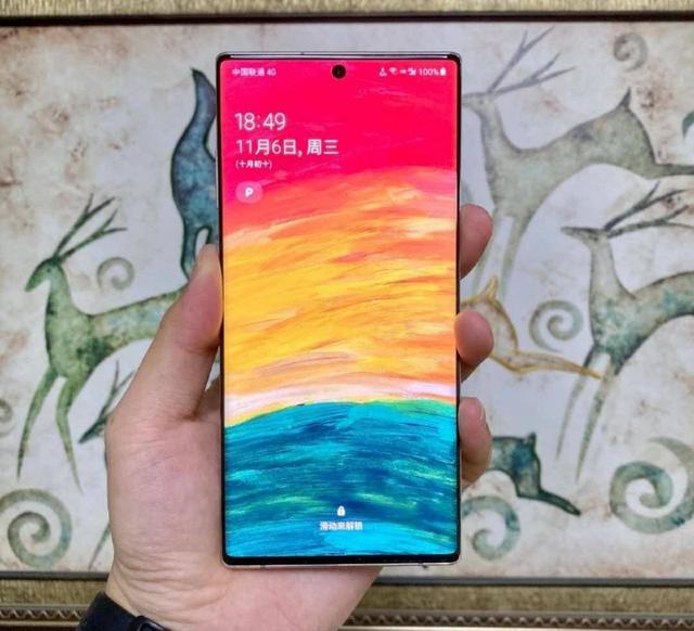 已经降了1700元,256GB+骁龙855,超声波屏下指纹