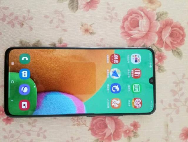 大降1600元,骁龙855+4500mAh+5G手机,三星妥协了