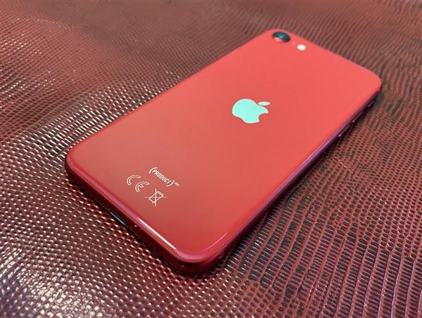 苹果iPhoneSE降至新低却成用户心病,2000档5G骁龙865旗舰解君愁