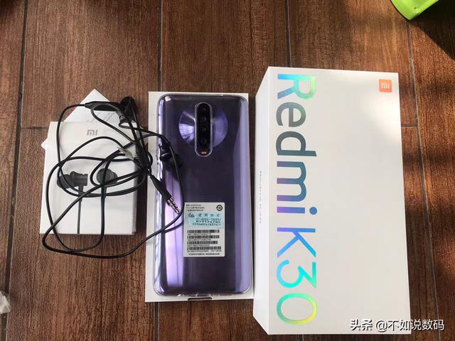 千元机也能有旗舰配置,AG磨砂工艺+生活防水处理,售价两千元!