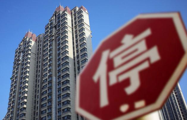 楼市梦回5年前,房价还涨得动吗?央媒发声回应,经济学家4字说透