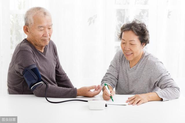 老年人如何防病养生?怎样做才能延年益寿?这篇文章全都总结了