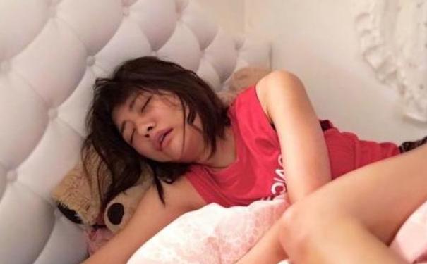 早晨空腹喝水特别养生?专家提醒:这3点不注意,喝了也是白喝