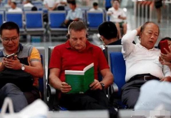 在中国到底有多安全,外国人:我在中国干的事在美国想都不敢想