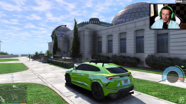 万能GTA5中,国外大哥只抢走特朗普52美金,竟然被5星通缉!