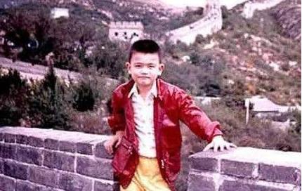 NBA球星小时候的样子:姚明很潮 库里很萌 隆多像外星人
