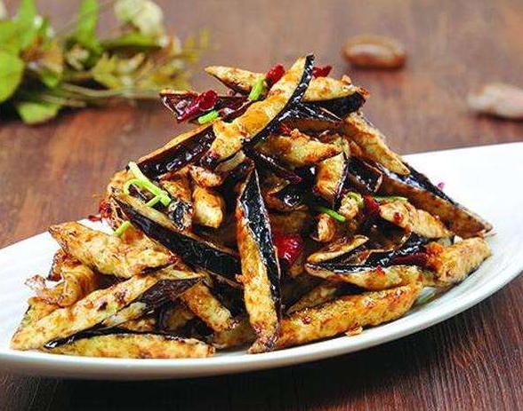 立夏后,别错过这菜,1斤2块多,外酥里软,鲜香入味,特别费米饭