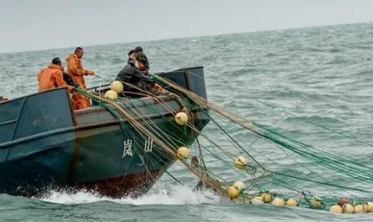 中国渔民立大功,意外捞到价值5000亿“巨宝”,美:务必马上返还