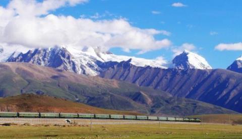 中国打穿喜马拉雅山,尼泊尔举国欢庆,印度:还以为中国在搞笑