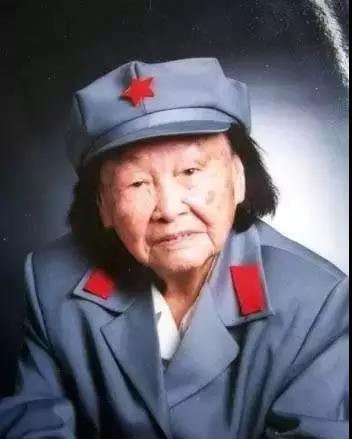 107岁女红军王定国逝世，这是一位走过两万五千里长征的女英雄
