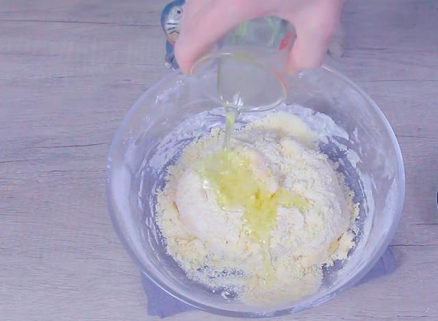 没有面包机,手套膜怎么做出来?掌握2点技巧,做法简单,好香呀
