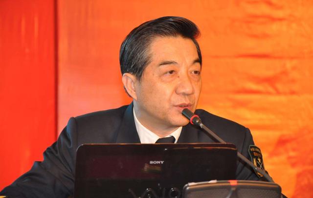 3个邻国得寸进尺,局势已进一步升级,张召忠:该出手时果断出手