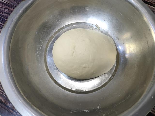 我家最近迷上了这面食,手指搓一搓就搞定,劲道爽滑、喷香入味