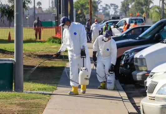病毒只是前奏?大批凶猛生物突现美国街头,疾控中心发出全国警告