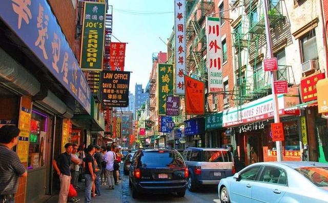 中国不是你想回就能回的!外籍华人掀起回国潮,海关挡都挡不住