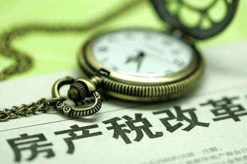 没盼来“房价如葱”,却迎来这4大消息!楼市中有两类人要失眠