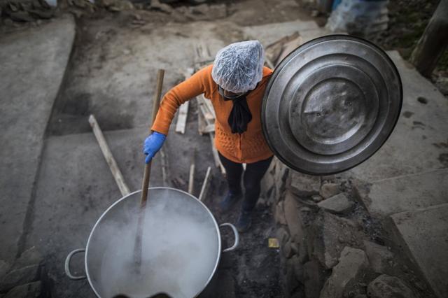 拉丁美洲穷苦地区“大锅饭”盛行，饥饿已成为生活的常态