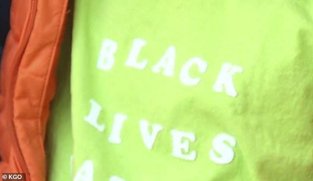 美国3名儿童身穿“黑人的命也是命”T恤，竟遭成年男子枪杀威胁