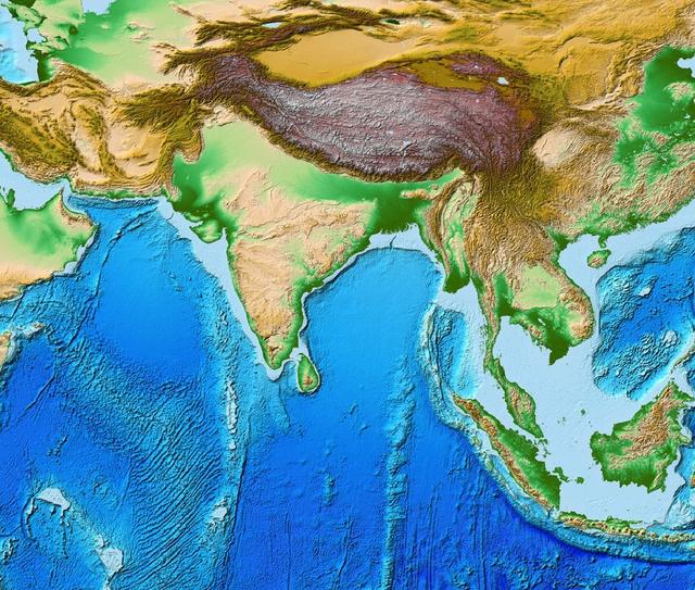 印度四大城市地势图:新德里,孟买,加尔各答和班加罗尔