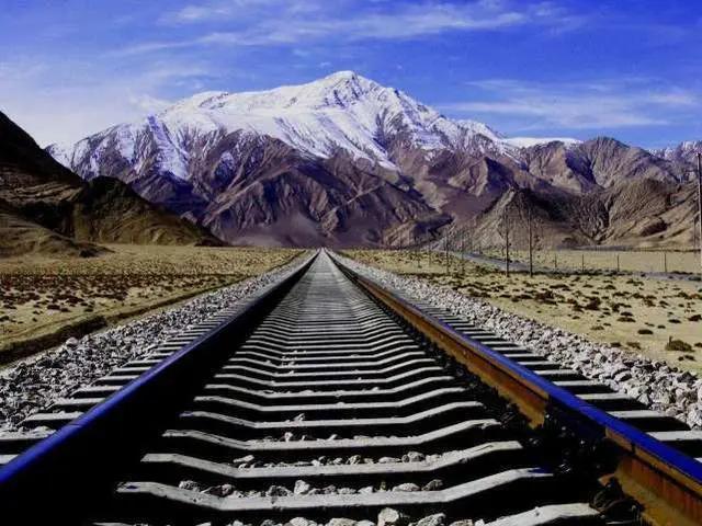忍了印度几十年，青藏铁路让尼泊尔看到希望，鼓起勇气和印度硬杠