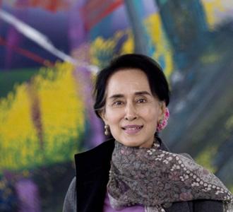昂山素季为什么由西方的“宠儿”变成“弃儿”了呢?