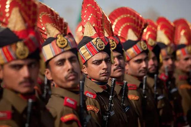 尼泊尔为何一直没被殖民，连印度都怕它，因它有一支特殊军队