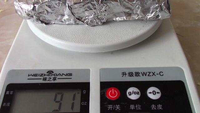 纯手工自制黄油,做法简单易操作,变废为宝,蛋糕、面包都能用