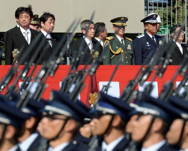 安倍一锤定音，保卫日本必须拥有正规军，有权率先动武攻打邻国