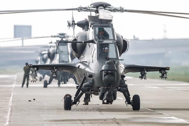 印度国产直升机将上高原，喊话挑战武直-10？俄罗斯专家有话要说
