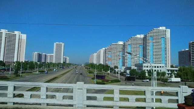 小伙到朝鲜旅行,对朝鲜这些现象感到不解