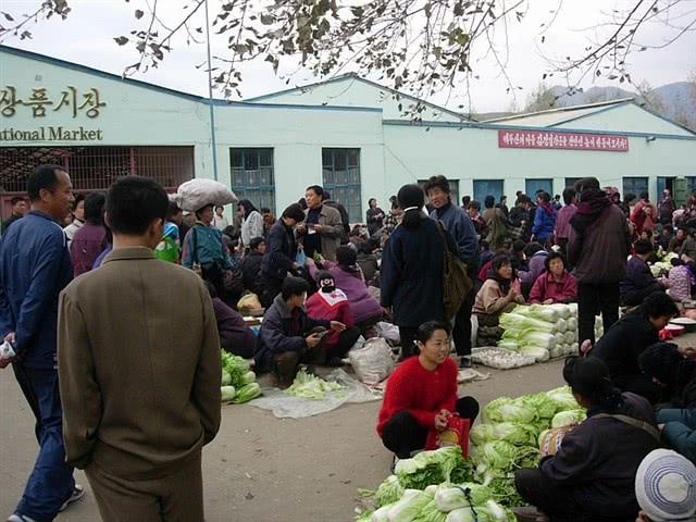 走进朝鲜：朝鲜的农贸市场什么不同？