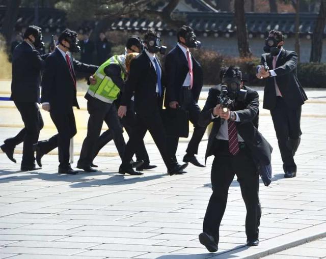 韩国总统保镖如何保护各国政要?这个女保镖简直太厉害了