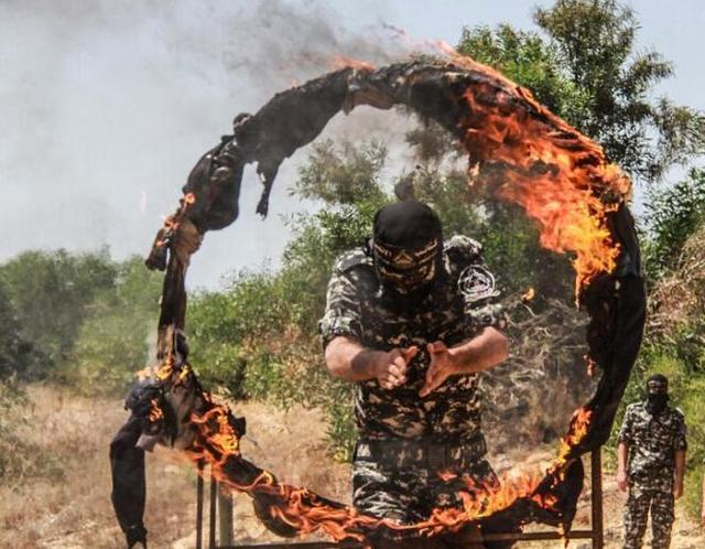 哈马斯下达全球追杀令！烈士旅指挥官叛逃加沙 逃到以色列