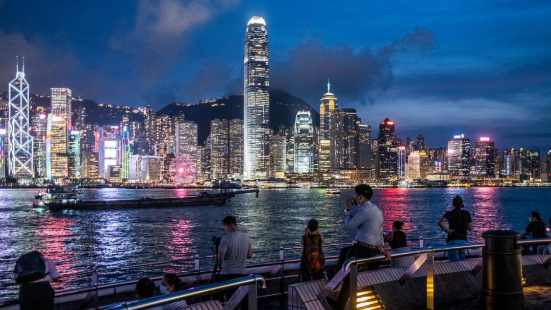 香港繁荣夜景,图源:《纽约时报》