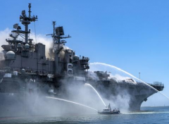 美海军两栖攻击舰仍在持续燃烧！