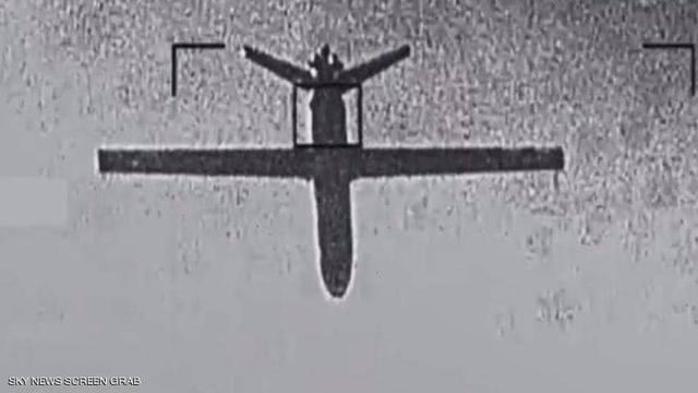 沙特突遭大规模空袭,防空导弹拦截失败,几十人被炸死