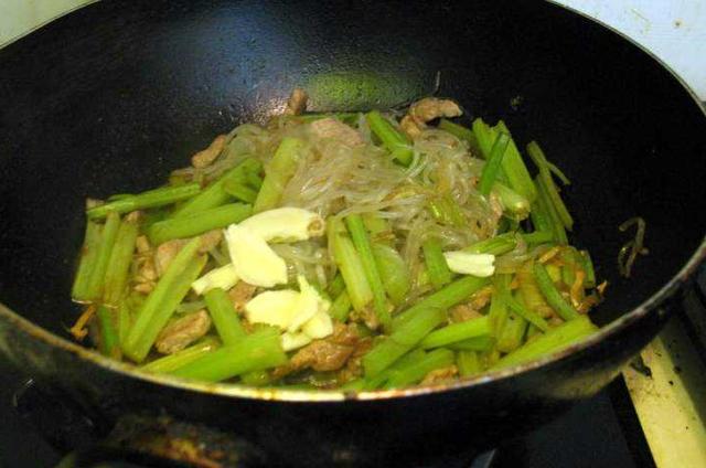 夏天太热了没胃口,教你做下饭菜,一张口就停不下来,超级下饭