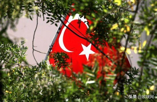 土耳其再次向希腊要求 引渡8名参与政变未遂军人