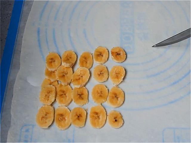 热天,儿子迷上这美味,10分钟做一盘,酥脆香甜,总也吃不够