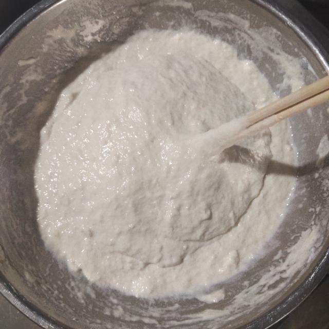 创意鸡蛋饼,不揉面不擀面,筷子一搅,轻松做出滑嫩可口的鸡蛋饼