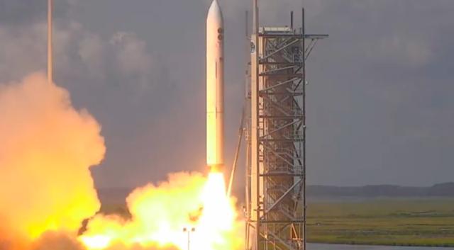 美退役洲际导弹执行航天发射任务，发射4颗秘密军事卫星
