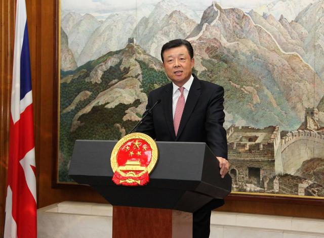 劝英莫误判形势!中英两国面临重要关口,我大使密集发声信号强烈