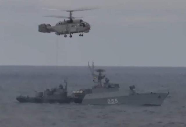 怀疑俄罗斯借军演搞突袭，美率7国海军为乌克兰撑腰：场面太寒酸