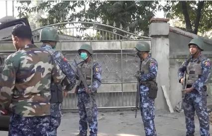 缅甸边境两个警察哨所起火，引地区民众恐慌